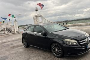 Mercedes classe a 200 amg line 1600 cc benz  160cv