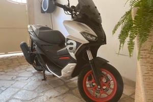 APRILIA SRGT125