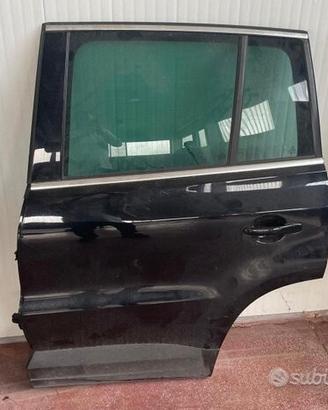 Ricambi Volkswagen Tiguan 2010 Portiera completa