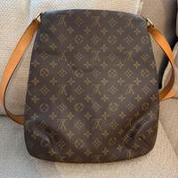 Louis Vuitton Postina