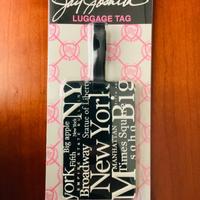 Speciale Etichetta ‘New York’ per bagaglio-borsa