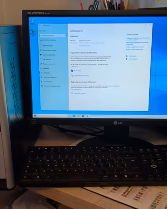 PC winblu Windows 10 + SSD + monitor 22 pollici