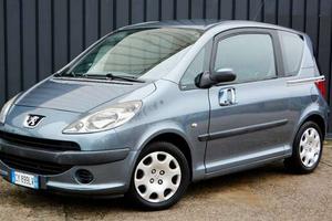 Peugeot 1007 1.4 hdi Trendy * OK NEOPATENTATI *