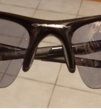 Occhiali OAKLEY da sole.  originale, nuovi. 