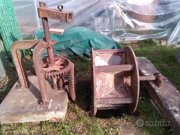 Antico Bindolo per sollevamento acqua di pozzo