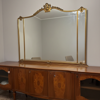 Elegante credenza da salone