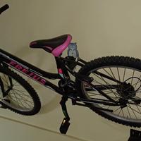Mountain bike ragazza