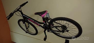 Mountain bike ragazza