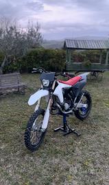 Fantic xe 125 (targato)