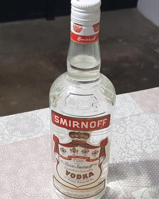 Bottiglia Vodka Smirnoff