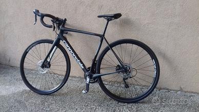 Bicicletta Cannondale Synapse Carbon 105