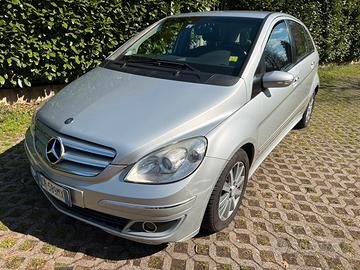 Mercedes-Benz B200 cdi aut.