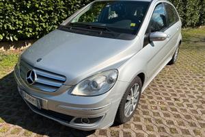 Mercedes-Benz B200 cdi aut.