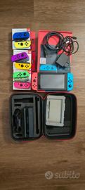 Nintendo Switch + 3 paia di Joy con + accessori