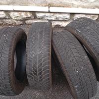  4 gomme invernali buoni 175/70 R14 M+S