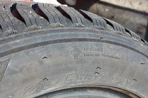 Pneumatici invernali hankook