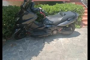 T Max 500 anno 2006 iniezione 