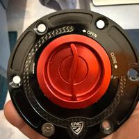 Tappo CNC Racing sgancio rapido MV Agusta