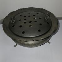 Porta pout-pourri in peltro anni 60/70.