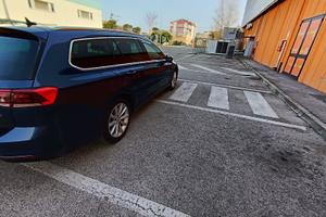 Volkswagen Passat Variant 8 serie  2.0 D Business