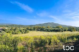Terreno edificabile vicino al mare