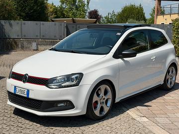 Volkswagen Polo GTI 1.4tsi 180CV DSG