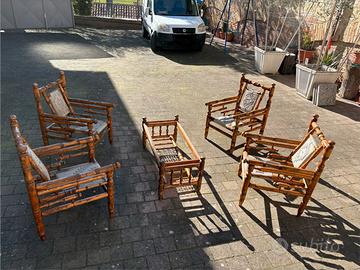 Salotto in legno e corda
