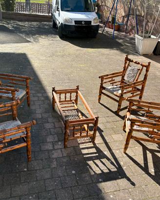 Salotto in legno e corda