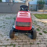 Trattorino tagliaerba