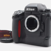 Fotocamera reflex analogica Nikon F5
