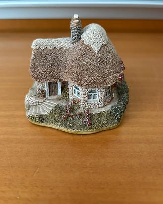 Lilliput Lane Chine Cot