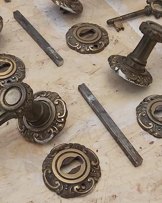 maniglie d'epoca in ottone (5 coppie)