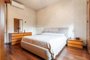 VILLETTA A SCHIERA CON GIARDINO!