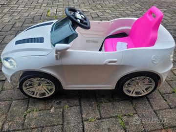 Auto telecomandata per bambini