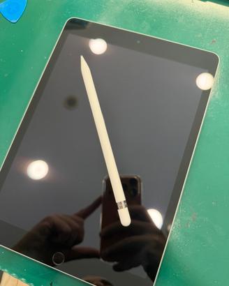 iPad 9 generazione ed Apple Pencil