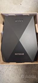 NETGEAR X6 TRI BAND Wifi MESH EXTENDER