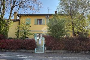 PORZIONE DI BIFAMILIARE A RHO