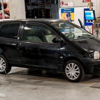 RENAULT TWINGO 1.2 8V. 43KW  126.000 KM