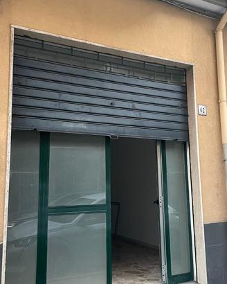 Locale commerciale centrale Aci Catena