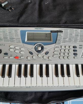 Tastiera/ Pianola elettronica 