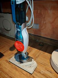 Lavapavimenti a vapore STEAM-MOP BLACK+DECKER