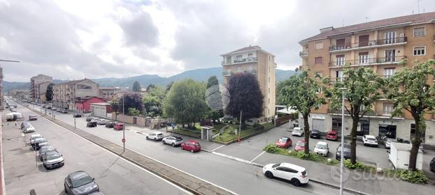 NEGOZIO A TORINO