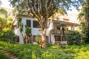Partanna Mondello Villa con piscina e giardino
