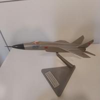 MIG 25 modello vintage in metallo