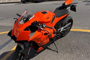 Ktm rc 990 r