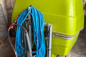 Gruppo botte pompa irroratrice diserbo 6 quintali