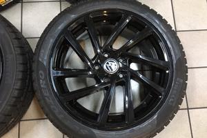 Cerchi in lega 17 per golf 7 e 8 termiche nuove
