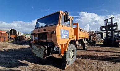 Iveco acm 90 con di attacco lama neve