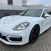 Ricambi usati per Porsche Panamera 2022