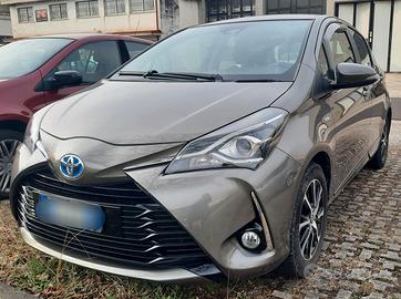 Toyota Yaris 1.5 Hybrid 